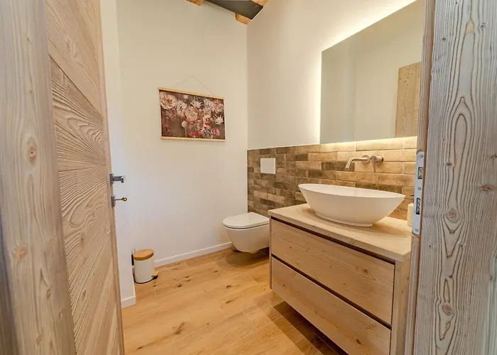 Divigna Hospitality - Vineyards Maison Refrontolo